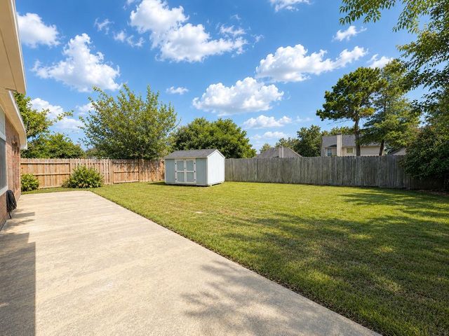 10326 N Laurel Branch Drive, Houston, TX 77064