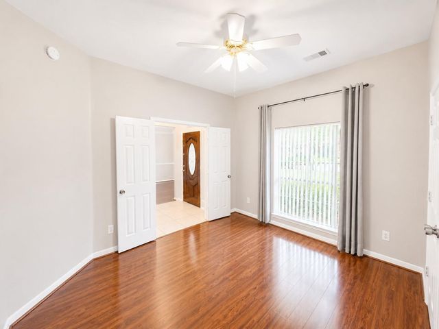 10326 N Laurel Branch Drive, Houston, TX 77064