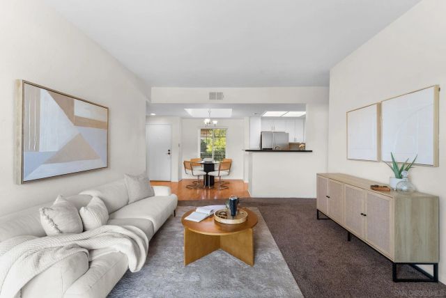 2250 Camino de la Reina 202, San Diego, CA 92108