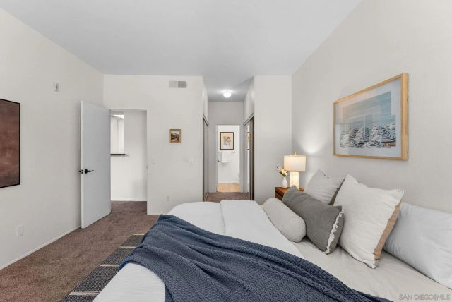 2250 Camino de la Reina 202, San Diego, CA 92108