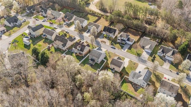 865 Winterside Lane, Winston-salem, NC 27107