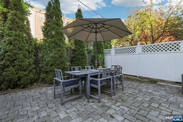 829 Garden Street B, Hoboken, NJ 07030