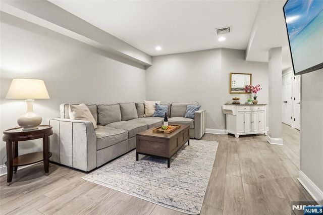 829 Garden Street B, Hoboken, NJ 07030