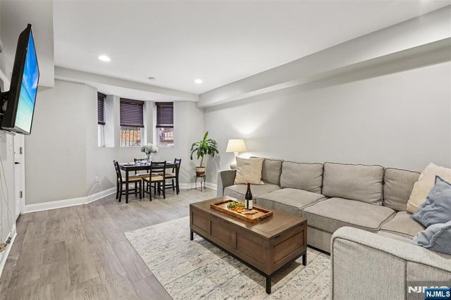 829 Garden Street B, Hoboken, NJ 07030