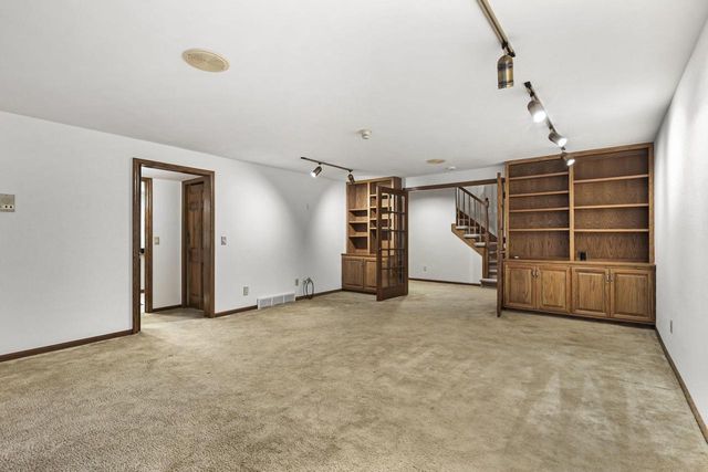 7434 Cedar Creek Trail, Madison, WI 53717