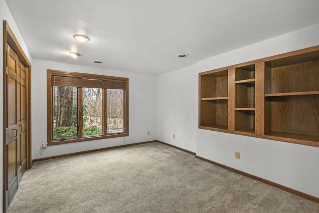 7434 Cedar Creek Trail, Madison, WI 53717