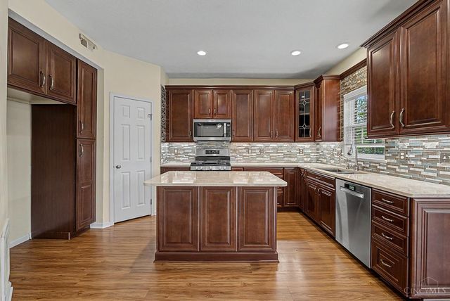 1623 North Wood Creek Drive, Clearcreek Twp., OH 45458