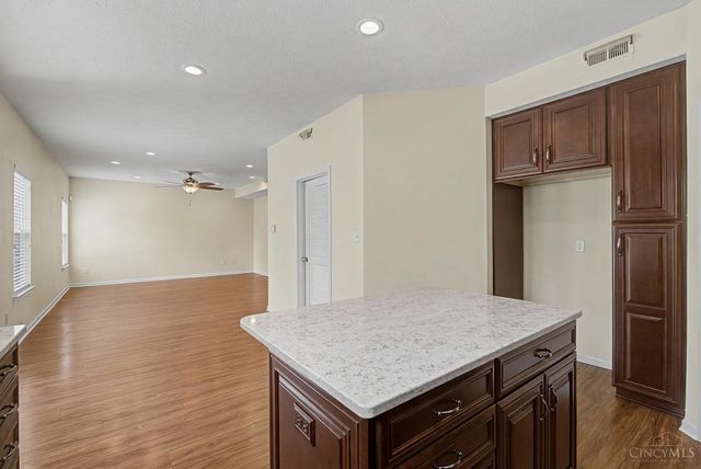 1623 North Wood Creek Drive, Clearcreek Twp., OH 45458