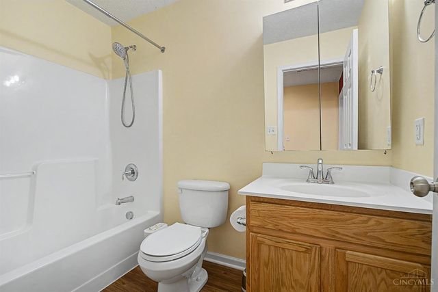 1623 North Wood Creek Drive, Clearcreek Twp., OH 45458