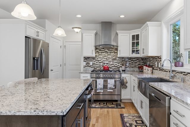 162 Bayberry Rd, Raynham, MA 02767