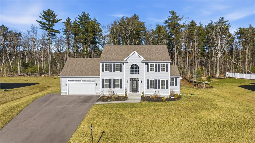 162 Bayberry Rd, Raynham, MA 02767