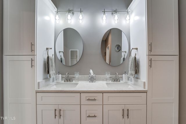 702 Hunts Terrace Drive, Kingsport, TN 37663