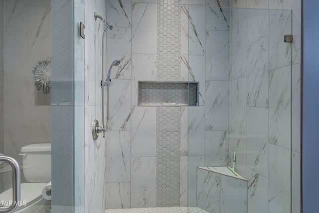 702 Hunts Terrace Drive, Kingsport, TN 37663