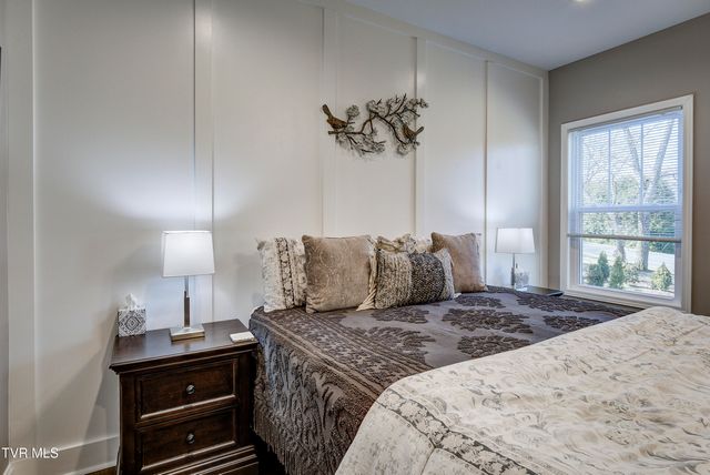 702 Hunts Terrace Drive, Kingsport, TN 37663