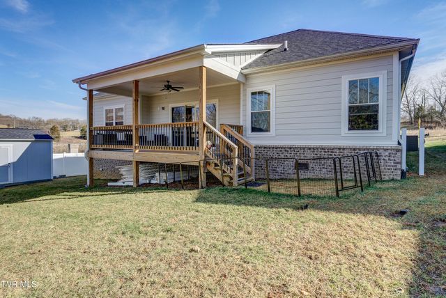 702 Hunts Terrace Drive, Kingsport, TN 37663