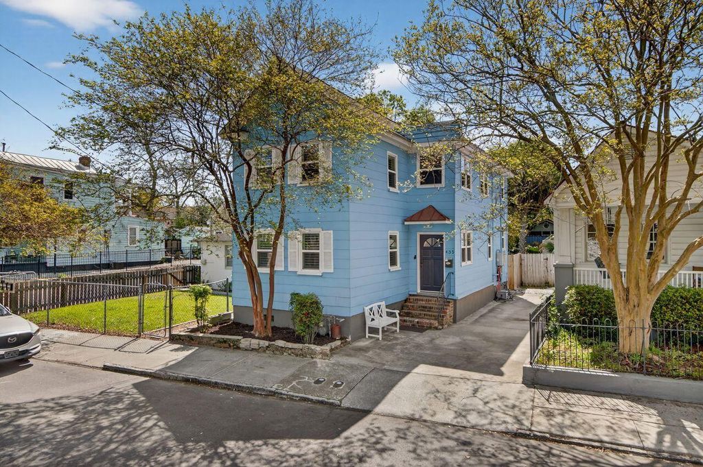 Image 1 of property listing at 435 Race Street, Charleston, SC 29403
