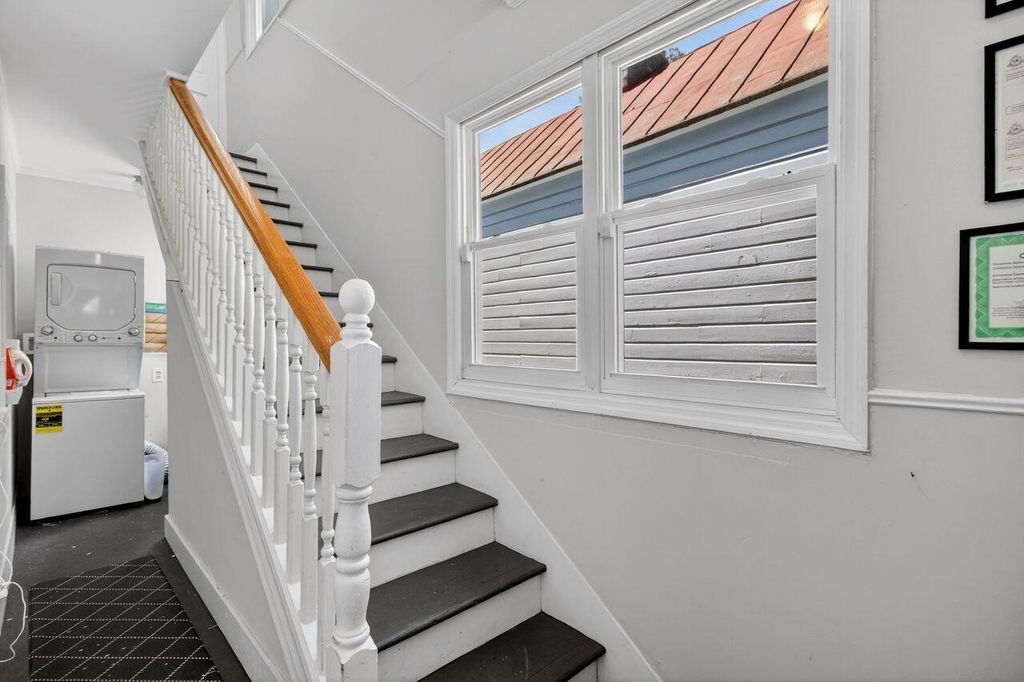 Image 26 of property listing at 435 Race Street, Charleston, SC 29403