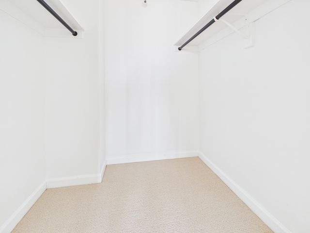 10 E ONTARIO Street 4205, Chicago, IL 60611
