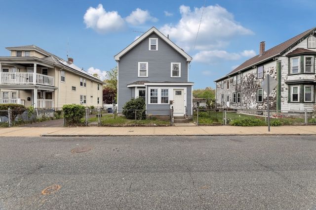41 Mount Hope Street, Boston, MA 02131