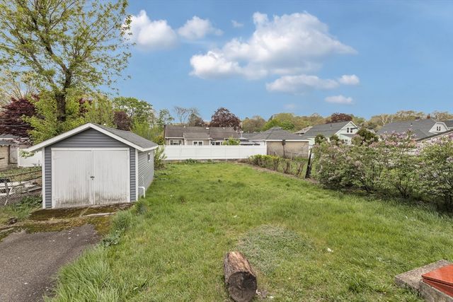 41 Mount Hope Street, Boston, MA 02131