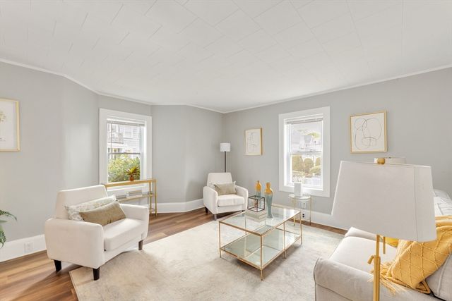 41 Mount Hope Street, Boston, MA 02131