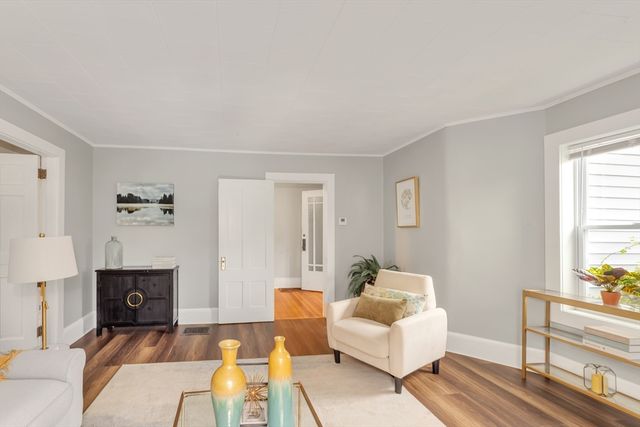 41 Mount Hope Street, Boston, MA 02131