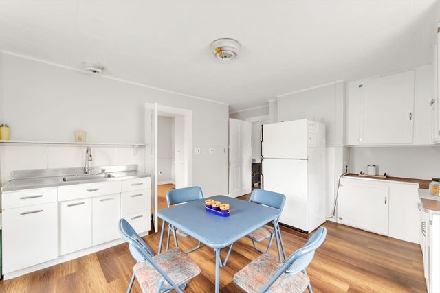 41 Mount Hope Street, Boston, MA 02131