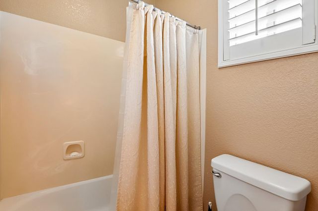 2489 W Burberry Way, Sacramento, CA 95835