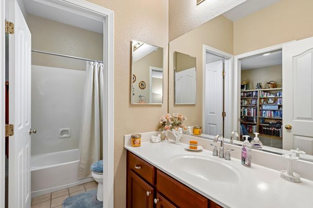 2489 W Burberry Way, Sacramento, CA 95835