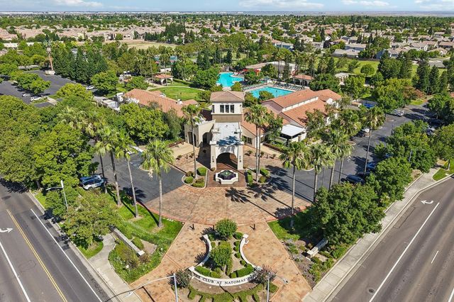 2489 W Burberry Way, Sacramento, CA 95835