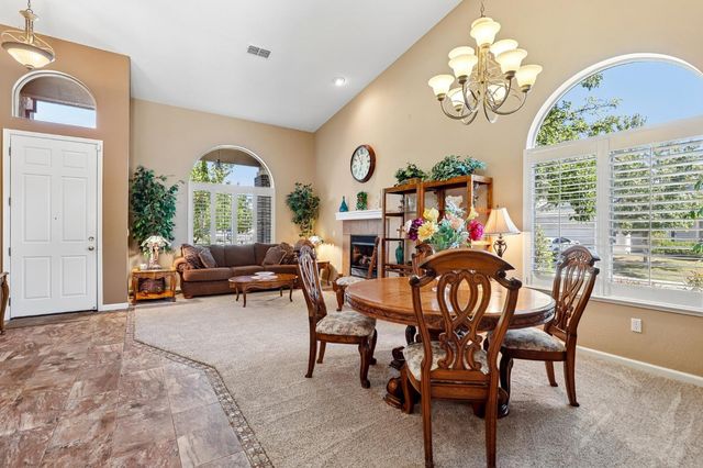 2489 W Burberry Way, Sacramento, CA 95835