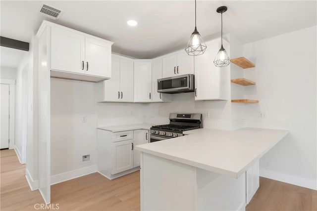 201 Lincoln Street, Bakersfield, CA 93305