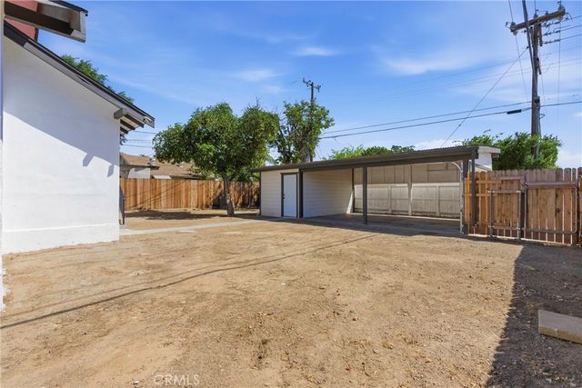201 Lincoln Street, Bakersfield, CA 93305