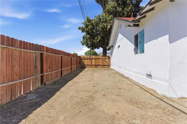 201 Lincoln Street, Bakersfield, CA 93305