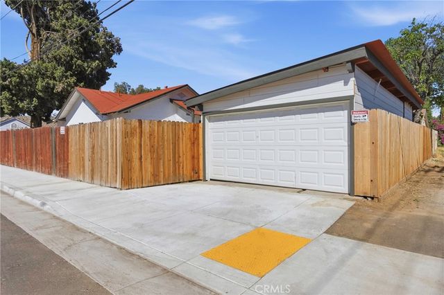 201 Lincoln Street, Bakersfield, CA 93305