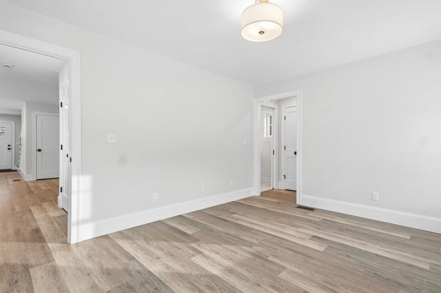 84 Blacksnake Road B, Seabrook, NH 03874