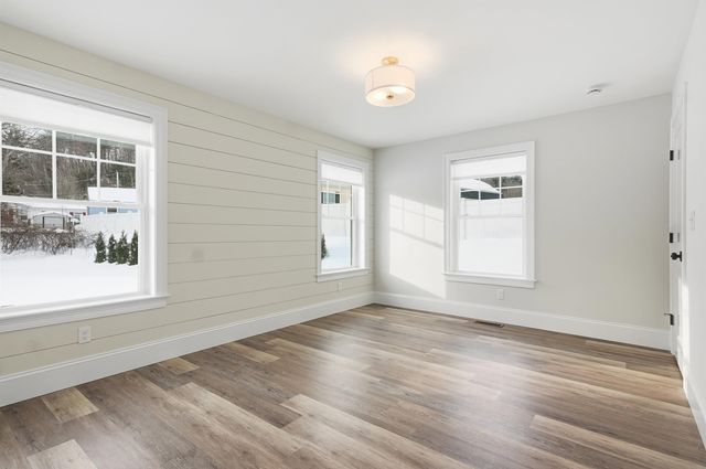 84 Blacksnake Road B, Seabrook, NH 03874