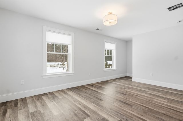 84 Blacksnake Road B, Seabrook, NH 03874