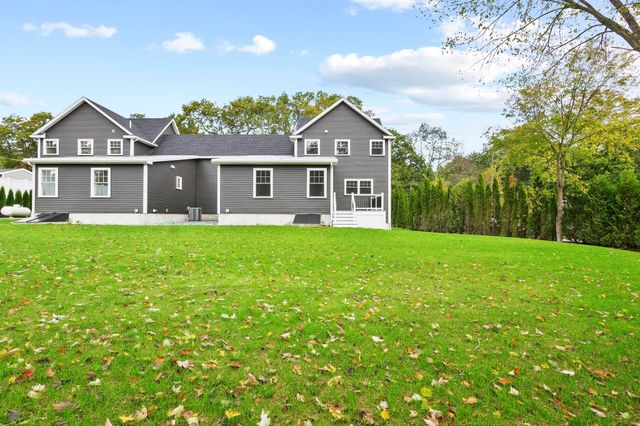 84 Blacksnake Road B, Seabrook, NH 03874