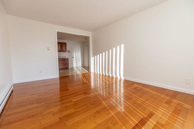 39 Old Hackett Hill Rd Apt 3F, Manchester, NH 03102