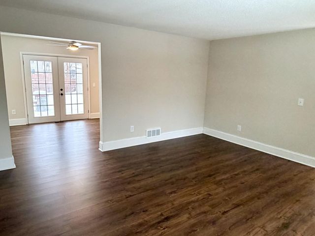 3225 4th Avenue S, Minneapolis, MN 55408