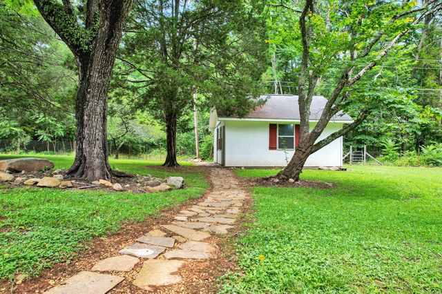 718 Dewind Drive, Pikeville, TN 37367