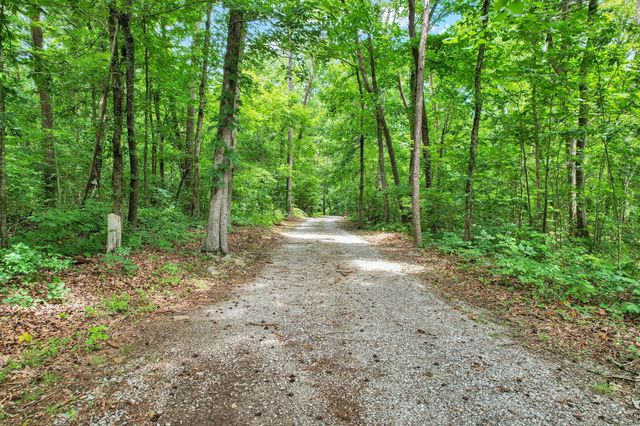 718 Dewind Drive, Pikeville, TN 37367