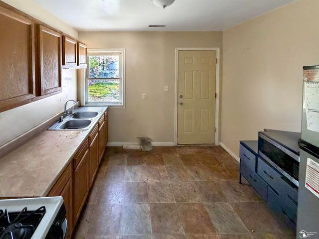 622 Church Street, Monroe, MI 48161