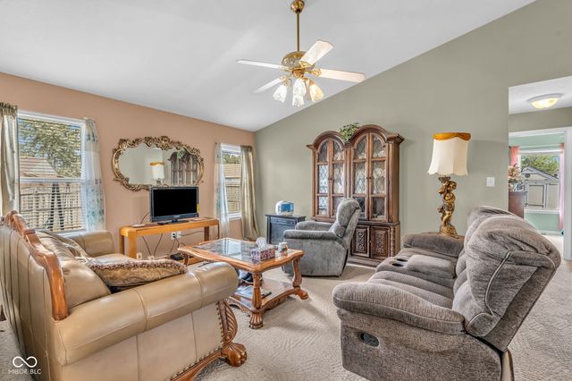 1171 Autumn Drive, Mooresville, IN 46158