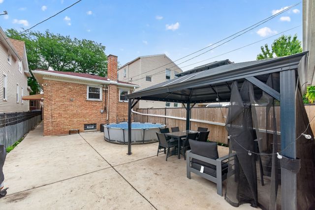1734 N Karlov Avenue, Chicago, IL 60639
