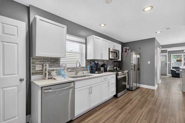 1734 N Karlov Avenue, Chicago, IL 60639