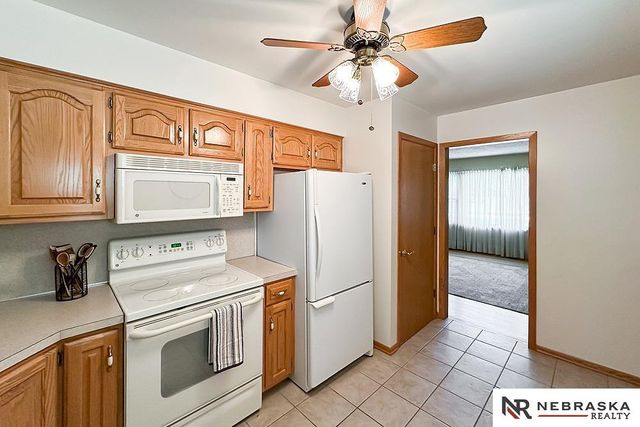 2406 S 46th Street, Omaha, NE 68106