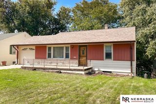 2406 S 46th Street, Omaha, NE 68106