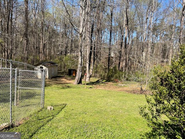 440 E Country Woods Drive, Covington, GA 30016